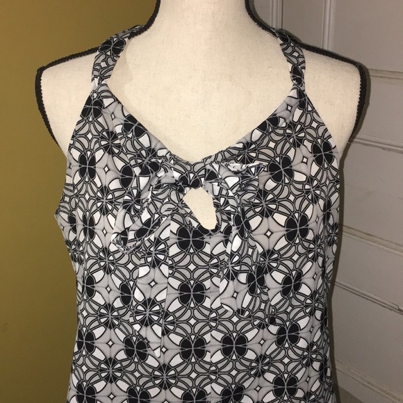 PATTERNED Tie Tank - Picture 2 of 4